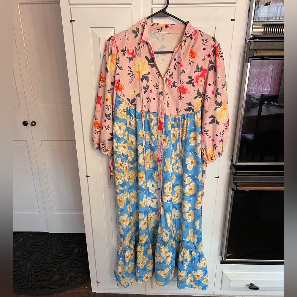 Boutique. SundayUp dress oversized small. Worn once for 2 hours on Easter. Cute!